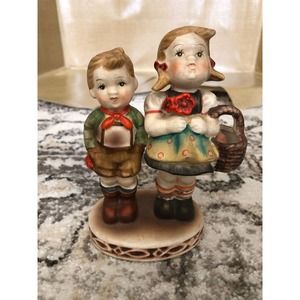 To the Market Figurine